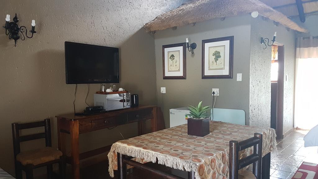 Warembo Lodge Grootvlei エクステリア 写真